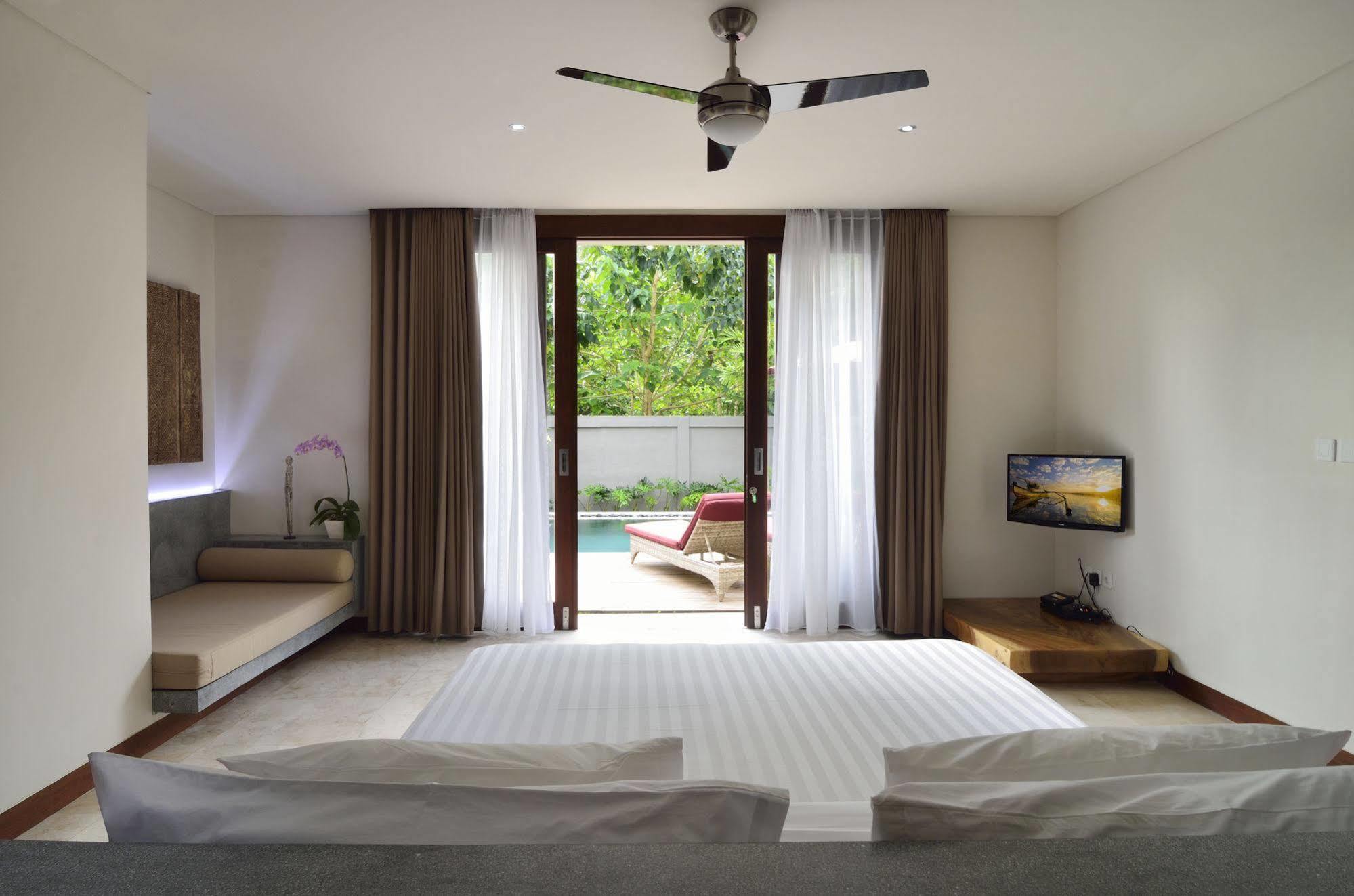 Bale Mandala Villas Senggigi Exterior foto